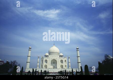 Taj Mahal septième merveille du monde, Agra, Uttar Pradesh, Inde, Asie Banque D'Images