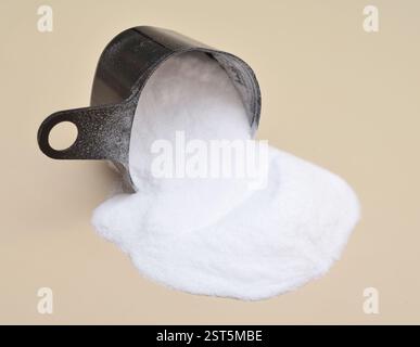 Le lactate de zinc est un composé chimique, un sel de zinc et d'acide lactique Banque D'Images