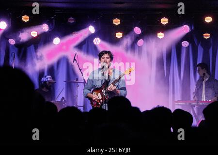 Copenhague, Danemark. 16 février 2025. Le chanteur, compositeur et musicien américain carter Vail donne un concert à VEGA à Copenhague. Banque D'Images