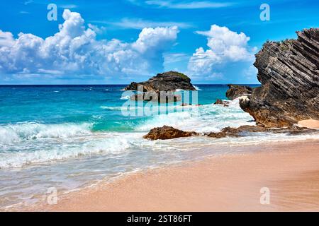 Plages tropicales côtières de l'île des Bermudes Banque D'Images