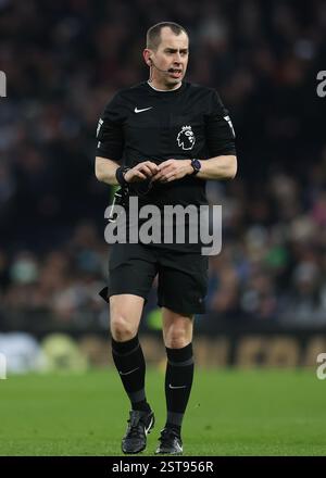 Londres, Royaume-Uni. 16 février 2025. Arbitre Peter Bankes lors du match de premier League au Tottenham Hotspur Stadium, à Londres. Le crédit photo devrait se lire : Paul Terry/Sportimage crédit : Sportimage Ltd/Alamy Live News Banque D'Images