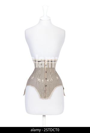 Une collection de motifs floraux complexes, présentant des motifs botaniques détaillés. Les motifs présentent diverses formes florales, couramment utilisées dans le design textile, le papier peint et décoratif Banque D'Images