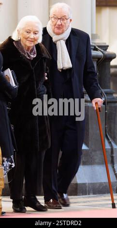 Bruxelles, Belgique. 18 février 2025. La Reine Paola de Belgique et le Roi Albert II de Belgique photographiés lors de la cérémonie annuelle à la mémoire des membres décédés de la famille royale, à onze-Lieve-Vrouwekerk/notre-Dame de Laeken, à Bruxelles, mardi 18 février 2025. BELGA PHOTO BENOIT DOPPAGNE crédit : Belga News Agency/Alamy Live News Banque D'Images