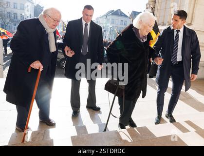 Bruxelles, Belgique. 18 février 2025. Le Roi Albert II de Belgique et la Reine Paola de Belgique photographiés avant la cérémonie annuelle en mémoire des membres décédés de la famille royale, à onze-Lieve-Vrouwekerk/notre-Dame de Laeken, à Bruxelles, mardi 18 février 2025. BELGA PHOTO BENOIT DOPPAGNE crédit : Belga News Agency/Alamy Live News Banque D'Images