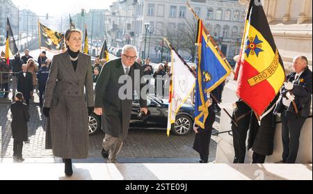 Bruxelles, Belgique. 18 février 2025. La princesse Claire de Belgique et le Prince Laurent de Belgique photographiés avant la cérémonie annuelle en mémoire des membres décédés de la famille royale, à onze-Lieve-Vrouwekerk/notre-Dame de Laeken, à Bruxelles, mardi 18 février 2025. BELGA PHOTO BENOIT DOPPAGNE crédit : Belga News Agency/Alamy Live News Banque D'Images