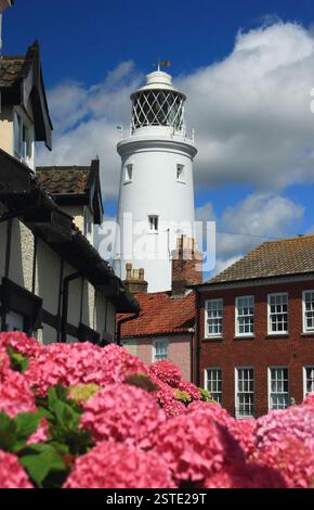Phare de Southwold dans le centre de Southwold, une jolie ville balnéaire dans le Suffolk, à l'est de l'Angleterre, au Royaume-Uni. Juillet. Banque D'Images