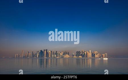 Doha Skyline Doha Qatar 17-02-2025 Banque D'Images