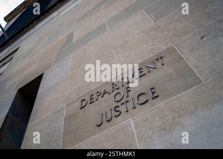 Washington, États-Unis. 18 février 2025. Le siège du ministère de la Justice à Washington, DC le mardi 18 février 2025. Photo de Bonnie Cash/UPI crédit : UPI/Alamy Live News Banque D'Images