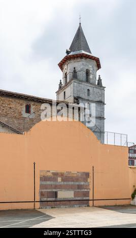 Ainhoa mur de pelota basque, en France Banque D'Images