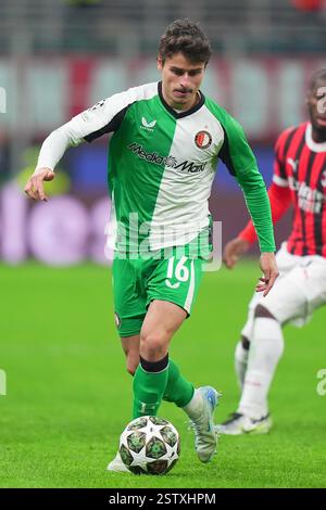 Milan, Italie. 20 février 2025. Hugo Bueno de Feyenoord lors du match de football de la Ligue des Champions de l'UEFA entre l'AC Milan et Feyenoord au stade San Siro de Milan, dans le nord de l'Italie - mardi 18 février 2025. Sport - Soccer . (Photo de Spada/LaPresse) crédit : LaPresse/Alamy Live News Banque D'Images