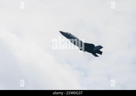 Vol de démonstration du chasseur multirôle Stealth Lockheed Martin F-35 Lightning II. Banque D'Images