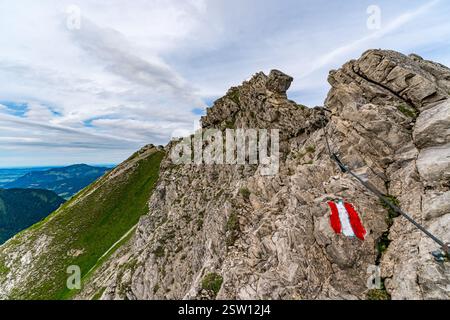 Magnifique tour de montagne à Bad Hindelang jusqu'au sommet de Breitenberg et Rotspitze avec une courte via ferrata sur le Hohe Gaenge Banque D'Images