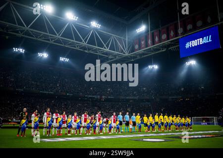 Amsterdam, pays-Bas. 20 février 2025. Les joueurs de l'Union en photo au début d'un match de football entre l'AFC Ajax néerlandais et la Royale Union belge Saint-Gilloise, jeudi 20 février 2025 à Amsterdam, aux pays-Bas, le match retour des éliminatoires de la phase Knockout de la compétition de l'UEFA Europa League. BELGA PHOTO JASPER JACOBS crédit : Belga News Agency/Alamy Live News Banque D'Images