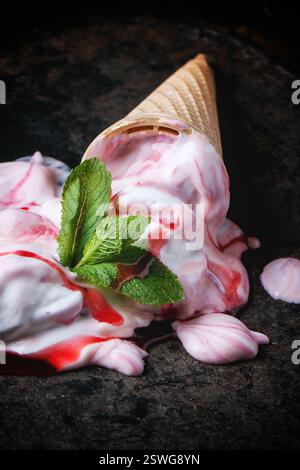 Glace à la fraise Banque D'Images