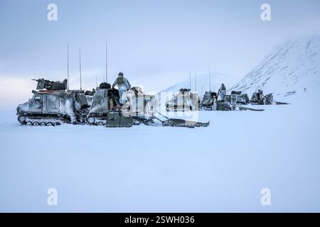 Photo non datée publiée par le ministère de la Défense de la troupe de mortier de 45 obus de lancement Commando des Royal Marine Vikings en Norvège. Date d'émission : vendredi 21 février 2025. Banque D'Images