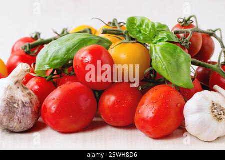 Assortiment de légumes et tomates Banque D'Images