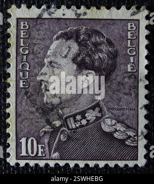 ISTANBUL, TURQUIE - 01 JANVIER 2021 : timbre belge montrant le roi Léopold III vers 1936 Banque D'Images