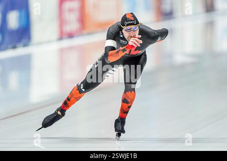 Tomaszow Mazowiecki, Pologne. 21 février 2025. TOMASZOW MAZOWIECKI, POLOGNE - 21 FÉVRIER : Ted-Jan Bloemen du Canada pendant la Coupe du monde de patinage de vitesse 5 de l'ISU à l'Arena Lodowa le 21 février 2025 à Tomaszow Mazowiecki, Pologne (photo par Andre Weening/Orange Pictures) crédit : Orange pics BV/Alamy Live News Banque D'Images