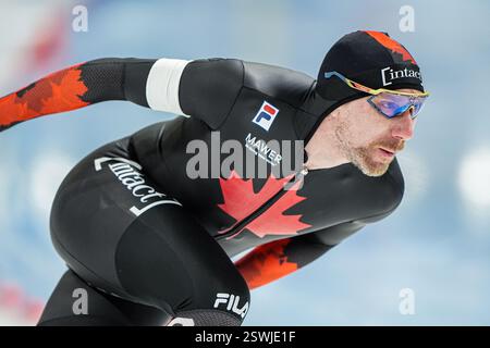 Tomaszow Mazowiecki, Pologne. 21 février 2025. TOMASZOW MAZOWIECKI, POLOGNE - 21 FÉVRIER : Ted-Jan Bloemen du Canada pendant la Coupe du monde de patinage de vitesse 5 de l'ISU à l'Arena Lodowa le 21 février 2025 à Tomaszow Mazowiecki, Pologne (photo par Andre Weening/Orange Pictures) crédit : Orange pics BV/Alamy Live News Banque D'Images