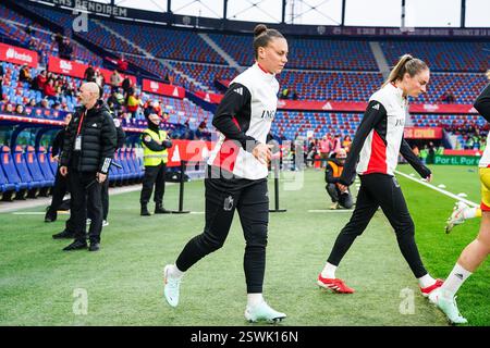 Valencia, Espagne. 21 février 2025. La belge Jassina Blom photographiée avant un match de football entre l'équipe nationale belge les Red Flames et l'Espagne, à Valence, en Espagne, vendredi 21 février 2025, lors de la première journée du groupe A3 de la compétition de la Ligue des Nations féminines 2024-25. BELGA PHOTO JOMA GARCIA i GISBERT crédit : Belga News Agency/Alamy Live News Banque D'Images