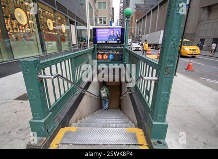 Entrée de la station de métro 7th Avenue à Manhattan, New York City, États-Unis Banque D'Images