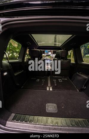 Espace de coffre d'une stationnaire Rox 01 EV longue portée lors d'un essai routier officiel à Shanghai, en Chine. ROX Motor est une start-up chinoise productrice de véhicules électriques concentrée Banque D'Images