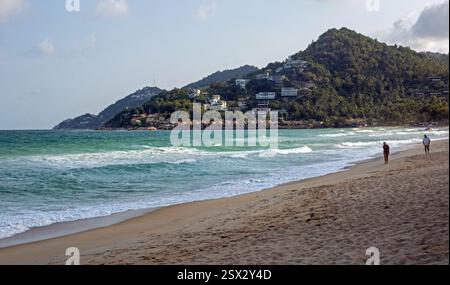 OFF Koh Samui, Thaïlande, 4 février 2025, scène de plage sur une île au large de Koh Samui Banque D'Images