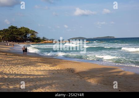 OFF Koh Samui, Thaïlande, 4 février 2025, scène de plage sur une île au large de Koh Samui Banque D'Images