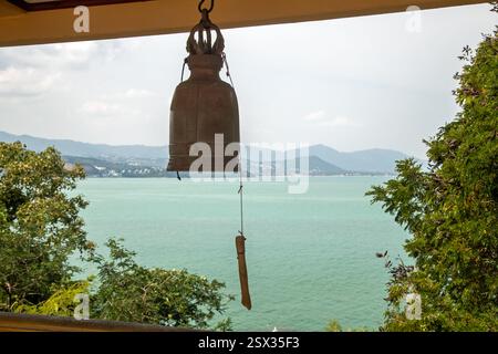 Koh Samui, Thaïlande, 10 février 2025, vue sur la mer et les collines de Koh Samui Banque D'Images