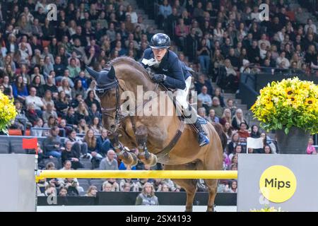 Gothenburg, Suède. 22 février 2025. Hannes Ahlmann pour l'Allemagne avec son Armison lors du Trophée Gothenburg. Crédit : Per Ljung/Alamy Live News Banque D'Images