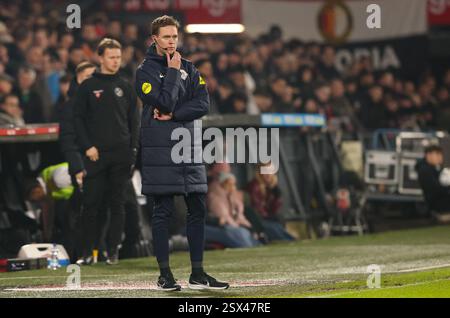 Rotterdam, pays-Bas. 22 février 2025. ROTTERDAM, PAYS-BAS - 22 FÉVRIER : quatrième rencontre officielle de Rick Sturm lors du match néerlandais Eredivisie entre Feyenoord et Almere City FC au Stadion Feijenoord le 22 février 2025 à Rotterdam, pays-Bas. (Photo de Hans van der Valk/Orange Pictures) crédit : Orange pics BV/Alamy Live News Banque D'Images