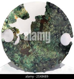 Italie Abruzzes L'Aquila Musée national des Abruzzes, disque cuirasse du VII BCE Banque D'Images