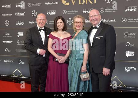 Kai Wegner, Katharina Günther-Wünsch, Mirjam Voigt und Markus Voigt beim 73. Ball der Wirtschaft 2025 im Hotel InterContinental. Berlin, 22.02.2025 *** Kai Wegner, Katharina Günther Wünsch, Mirjam Voigt et Markus Voigt au Business Ball 2025 de 73 à l'hôtel InterContinental Berlin, 22 02 2025 Foto:XM.xBehrensx/xFuturexImagex vbki 5209 Banque D'Images