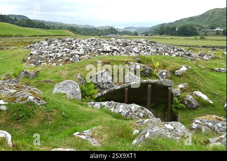 Nether Largie Mid Cairn et CIST, Kilmartin Glen, Lochilphead Scotland Banque D'Images