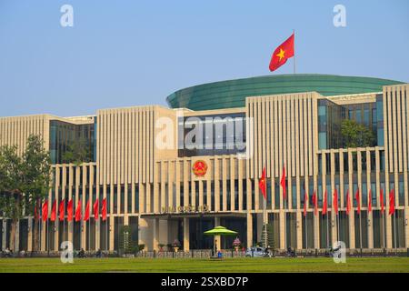 Le bâtiment de l'Assemblée nationale du Viet Nam - la vie animée à Hanoi, capitale du Vietnam VN Banque D'Images