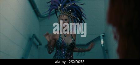 Film non daté encore distribué par la dernière showgirl. Sur la photo : Pamela Anderson dans le rôle de Shelly. Voir PA Feature SHOWBIZ film The Last Showgirl. AVERTISSEMENT : cette photo ne doit être utilisée que pour accompagner PA Feature SHOWBIZ film The Last Showgirl. Banque D'Images