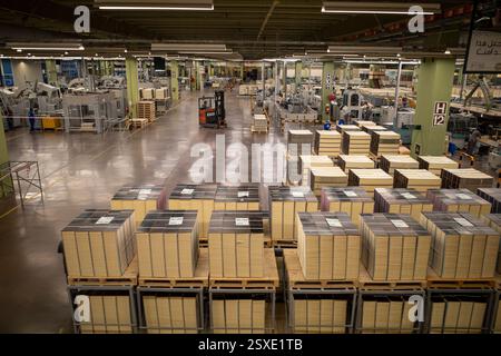 Medina, Arabie Saoudite - 2 juillet 2024 : Al Coran, usine du Livre Saint de l'Islam à Médine, Arabie Saoudite. Al Quran Factory King Fahd. Banque D'Images