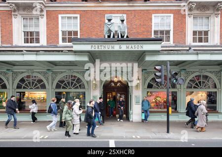 Magasin Fortnum et Mason, Londres Banque D'Images