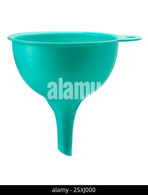 Entonnoir en plastique vert isolé sur blanc avec chemin de détourage inclus Banque D'Images