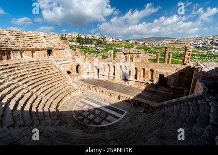 Théâtre Nord à Jerash, Jordanie Banque D'Images