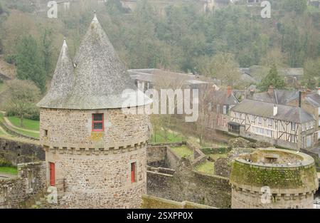Tours dans le Château de Fougères. Fougères. Brittany. France. Banque D'Images