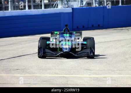 Milwaukee Wisconsin - 1er septembre 2024 : Conor Daly INDYCAR Hy-Vee Milwaukee Mile 250 course 2 Banque D'Images