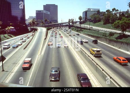 Autoroute à Los Angeles, CA, USA, approx. 1987 Banque D'Images
