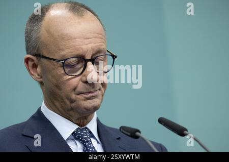 Friedrich Merz (candidat CDU à la chancelière, président fédéral de la CDU et président du groupe parlementaire CDU/CSU) donne une conférence de presse du Banque D'Images