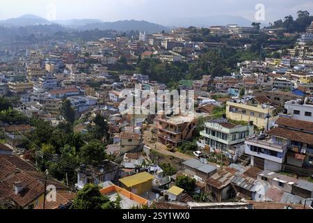 Ville de Coonoor, Ooty Udagamandalam, Tamil Nadu, Inde, Asie Banque D'Images
