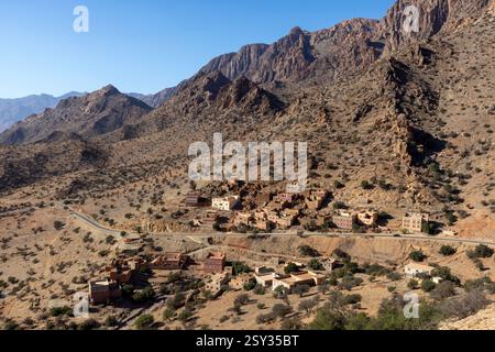 Idikl, un village sur la route 106 dans la région de l'anti-Atlas au Maroc, qui mène de Tafraoute à Igherm. Banque D'Images