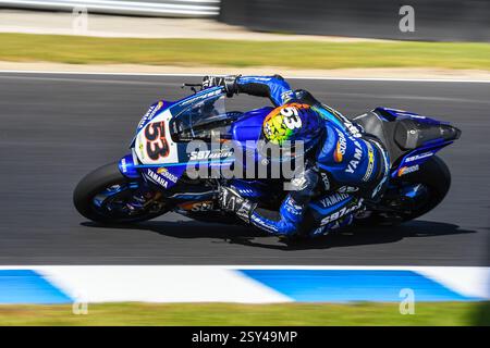 Phillip Island, Australie. 22 février 2025. Tito Rabat, de l'Espagne, est vu en action lors de la course Superbike 1 de la 38e édition des Championnats du monde FIM Superbikes en Australie. Crédit : SOPA images Limited/Alamy Live News Banque D'Images
