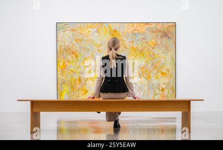 White Cube Mason's Yard, Londres, Royaume-Uni. 27 février 2025. Exposition individuelle des œuvres à grande échelle de l'artiste saoudienne Alia Ahmad a lieu du 28 février au 5 avril 2025. Les œuvres incluent : Alia Ahmad, Drifter, 2024. Crédit : Malcolm Park/Alamy Live News Banque D'Images