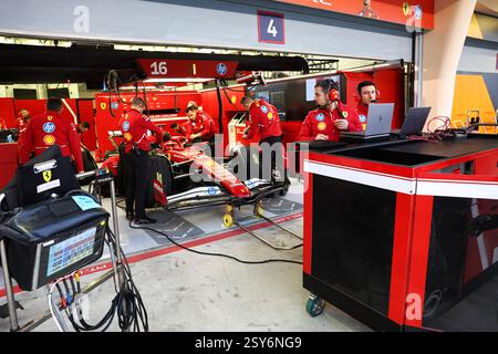 Sakhir, Bahreïn. 27 février 2025. Charles Leclerc (mon) Ferrari SF-25. 27.02.2025. Essais de formule 1, Sakhir, Bahreïn, deuxième jour. Le crédit photo devrait se lire : XPB/Alamy Live News. Banque D'Images