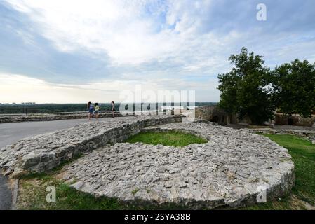 Les murs de l'ancienne forteresse dans le parc Kalemegdan, Belgrade, Serbie. Banque D'Images